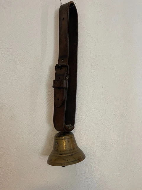 Kuhglocke Glocke Almglocke Lederband Ledergurt Alpenschelle  Lederband Viehglock