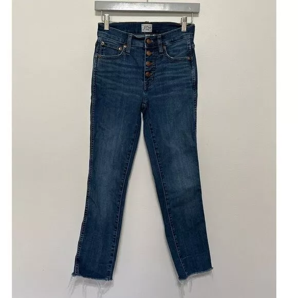 J. Pantalones de mezclilla Crew vintage rectos de 9" crudos con dobladillo recortado con botones talla 24
