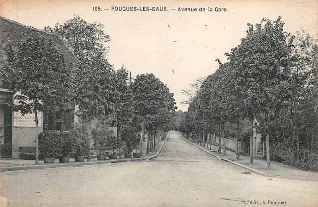 POUGUES-les-EAUX - Avenue de la Gare