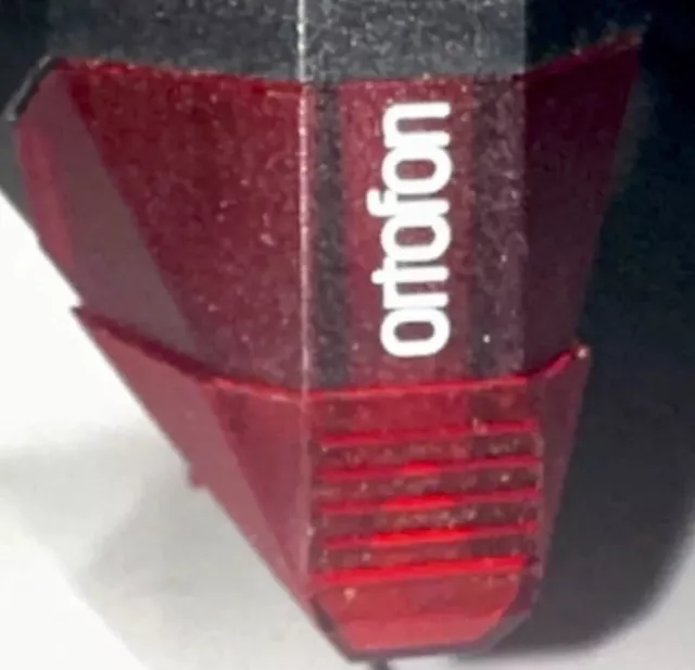 Ortofon 2M Red Tonabnehmer Inkl. Headshell  Rot Nadel + Nadelschutz - Cartridge