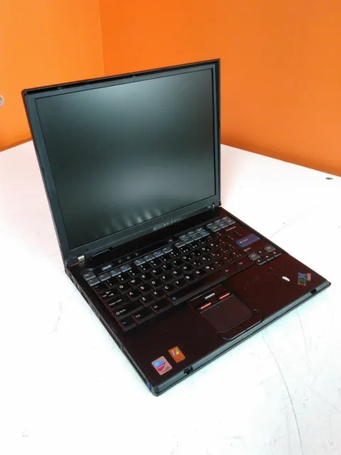 IBM ThinkPad T42 14" Laptop Pentium M 1.50GHz 512MB 0HD NO PSU