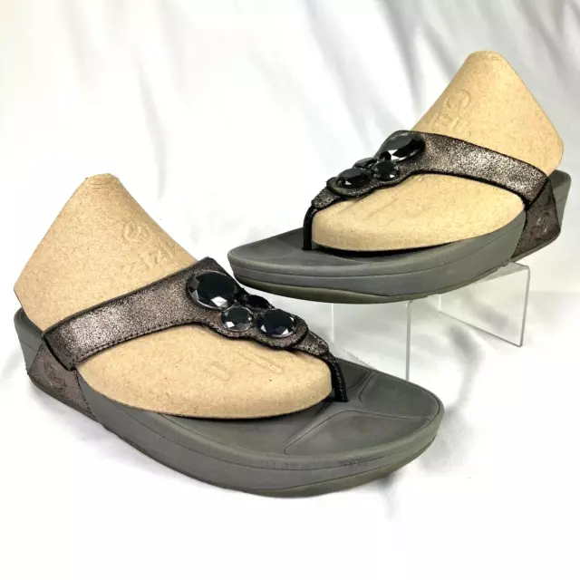 Fitflop Women's Size 9 Thong Wedge Sandals Pewter with Four Rhinestones