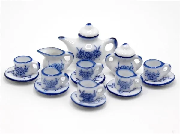Tea Set Blue & White Pattern Crockery Dolls House Miniature 1:12th Scale (KGB)