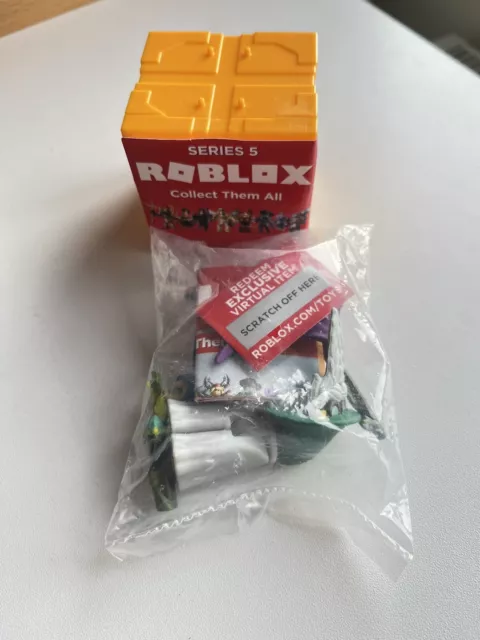 Roblox Virtual Codes - Magnificent Gift Box of Epic Codes - Lot of 20  Unscratched Redeemable Codes │Exclusive Authentic Codes for Gifting