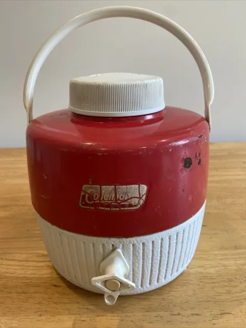 Vintage 1982 Coleman 1 Gallon Metal  Water Cooler Jug Red & White with Cup USA