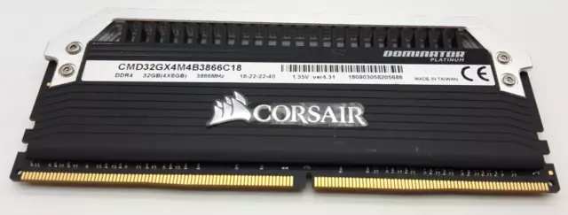 Corsair Dominator Platinum 8GB DDR4 3866MHz CMD32GX4M4B3866C18
