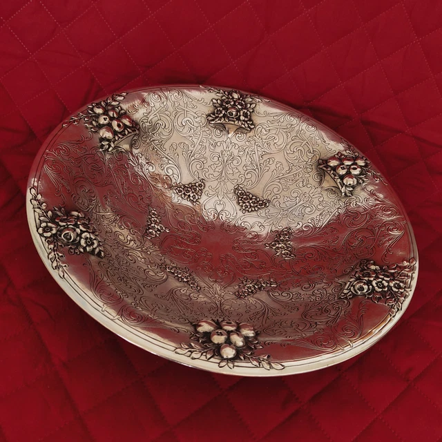 Fruttiera in argento 800, cesellato