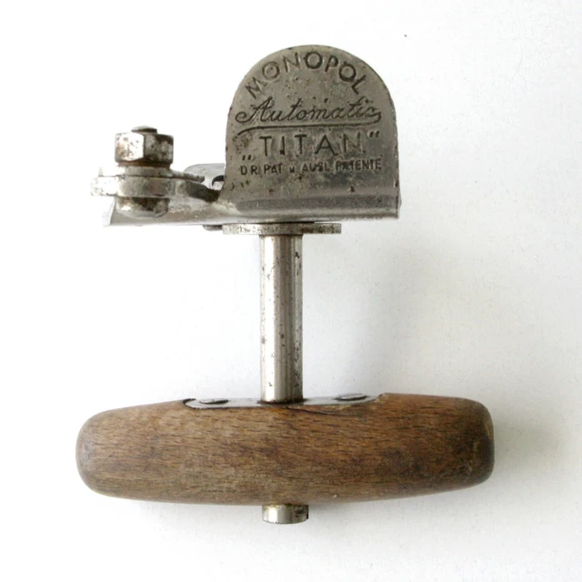 Ouvre-boîte Et Décapsuleur TITAN – Manuel – Vintage Années 60 – Bois