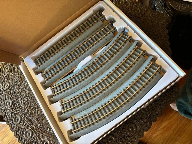 Walthers Trainline HO Scale Power-Loc Track Bridge And Pier Set – 931-1365