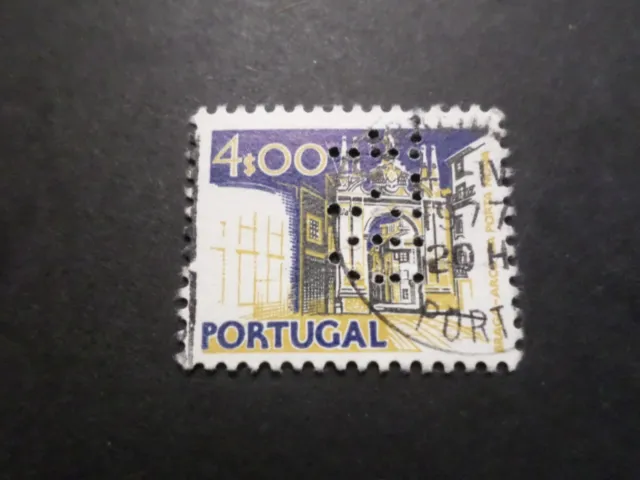 Portugal Briefmarke Perforiert '1223, Art Ansichten Und Denkmäler, Werte, Perfin