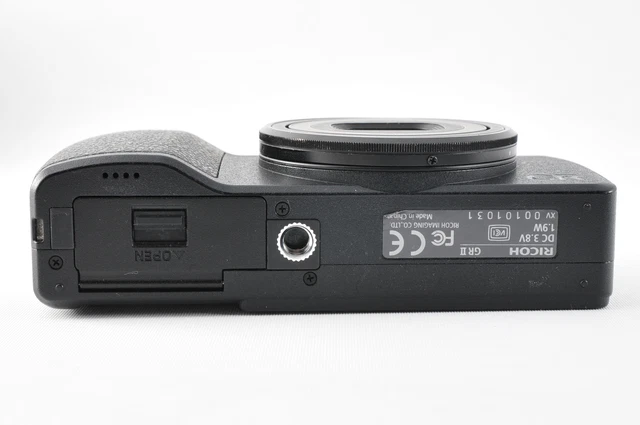 [Top MINT inBox SH:4067] RICOH GR II 16.2MP APS-C Digital Camera From JAPAN 391 22