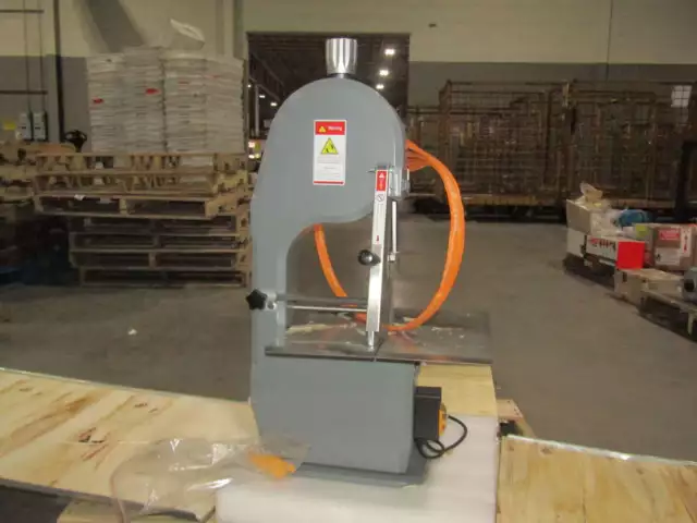 250 Bone Saw Machine 1420m/min, 490 x 500 x 880mm, 1650mm Blade Size
