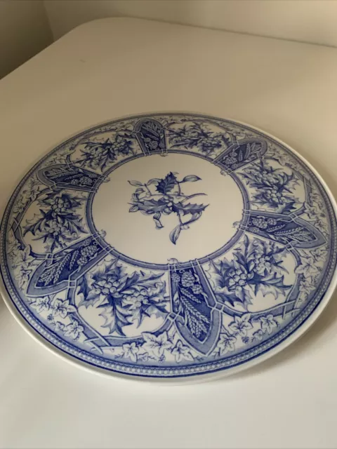 Spode Blue Room Collection Prince Albert Holly Design Cake Plate