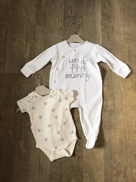 0-3 Month Gender Neutral / Unisex / Boy / Girl Clothes Bundle Great Condition. 4