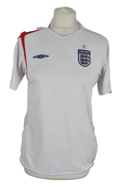 UMBRO England Home Football T-Shirt size XL Boys White Outerwear Outdoors Kids