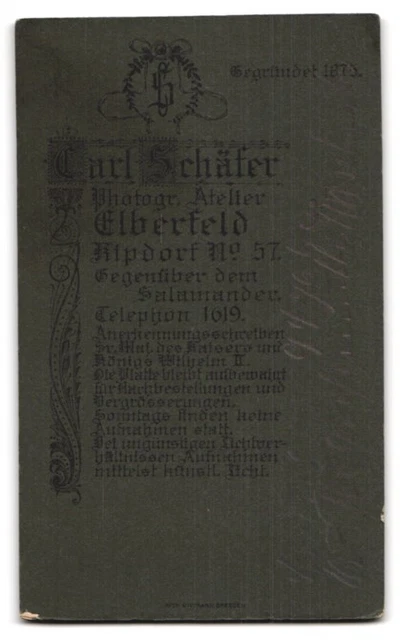 Photography Carl Schäfer, Elberfeld, Kipdorf 57, old woman in widow's clothing with 2