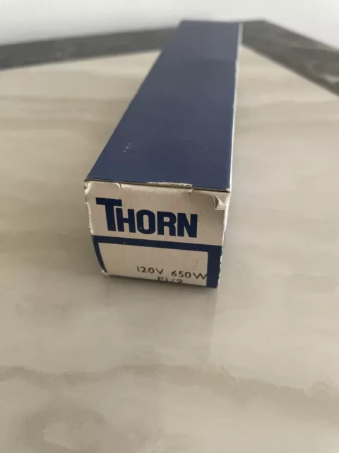 Lámpara halógena Thorn P1/9 120V 650W. Hecho en el Reino Unido