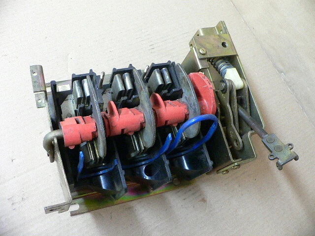 Square D H-100-SV Disconnect Switch Class 9422 Type TE-2
