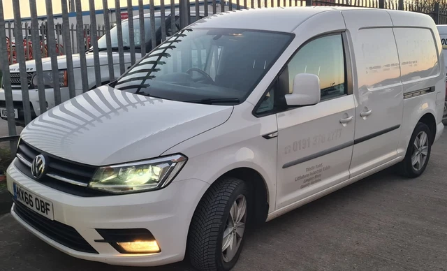 VW Caddy Max High