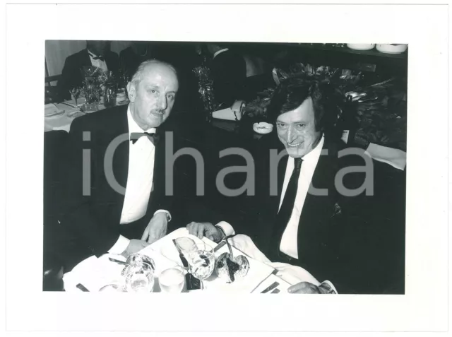 1987 ca COSTUME ITALIA Presentatore Guido ANGELI a una cena - Foto 24x18 cm