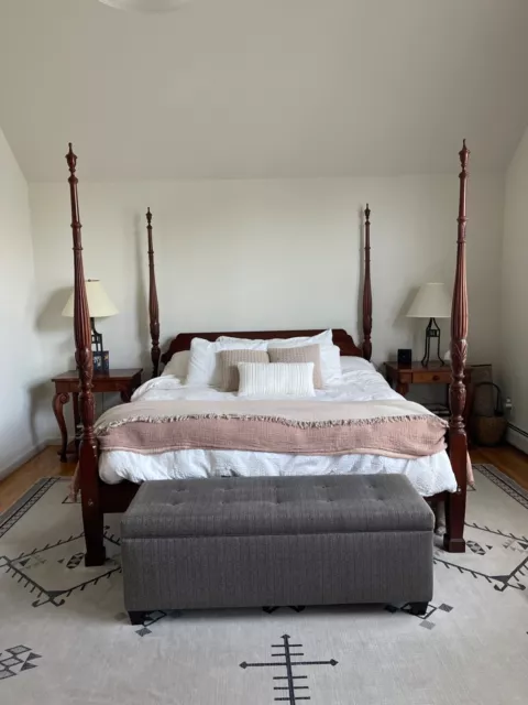 57663EC: ETHAN ALLEN King Size Cherry Georgian Court Poster Rice Bed 57663EC: ETHAN ALLEN King Size Cherry Georgian Court Poster Rice Bed