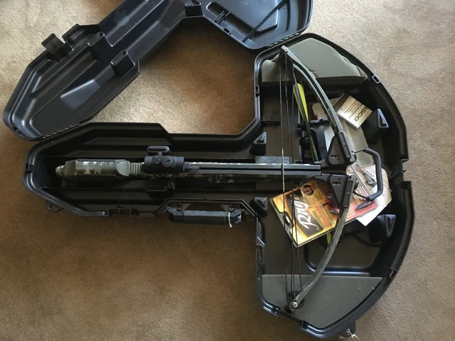 Barnett Wildcat C5 with Scope Crossbow WITH CASE!  LOCAL PICKUP ONLY!!!!!