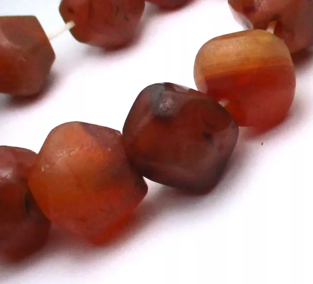 13 RARE STUNNING SMALL GRADUATED ANCIENT BANDED CARNELIAN AGATE BEADS a