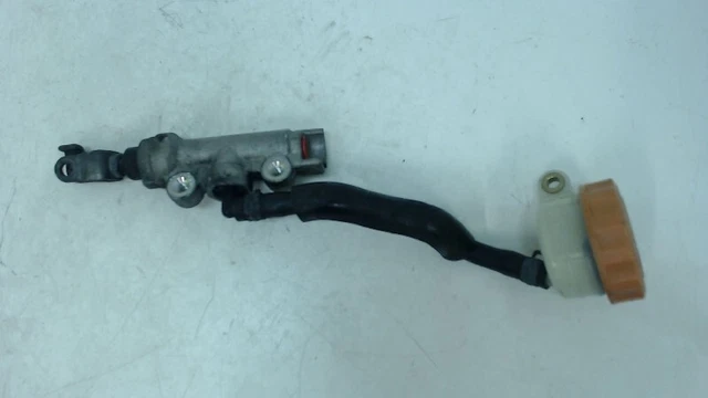POMPA FRENI POSTERIORE Honda CBR 600 F 1991-1994 (CBR600F2 PC25) 1992 #55096