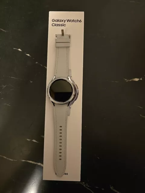 Samsung Galaxy Watch 6 Classic 43mm argenté