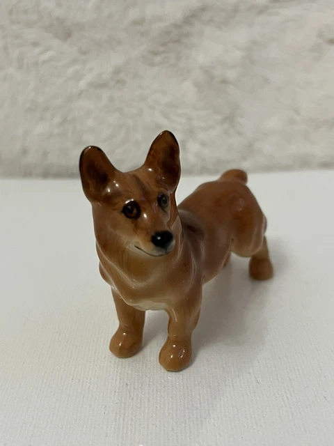 OOAK ERROR ROYAL DOULTON England Welsh Corgi Porcelain Figurine K16 & 2559