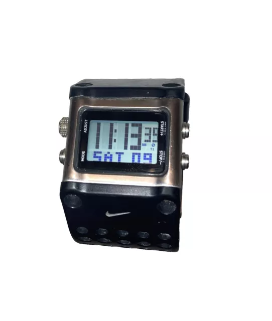 wc0040 nike watch