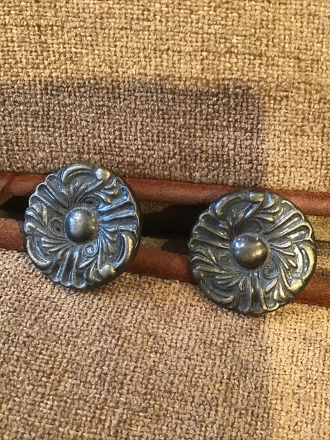 2  VTG Ornate Small Solid Brass Cabinet Door Knobs Drawer Pulls Hardware