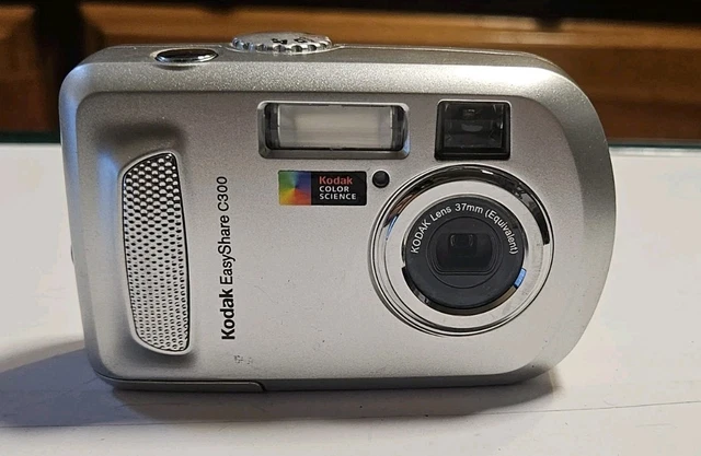 KODAK EASYSHARE C300 3.2MP Compact Digital Camera. Tested