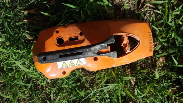 Stihl TS 420 shroud.