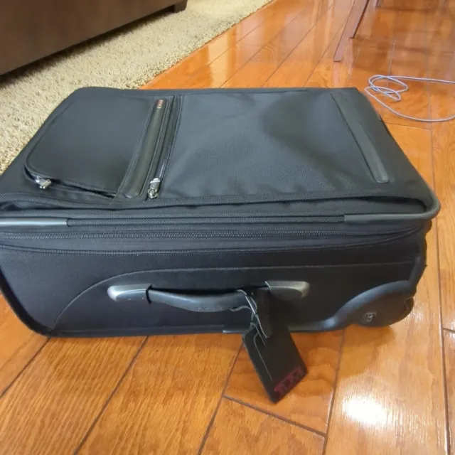 Tumi Luggage Alpha International Expandable Carry-on 22020D4 20" 12