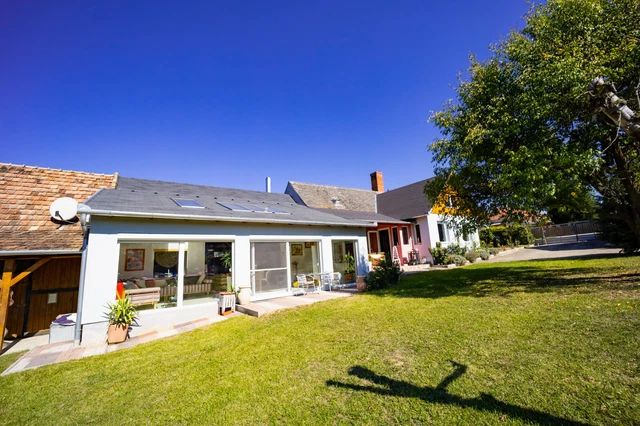 Ungarn Landhaus Nordseite Balaton mit Pool