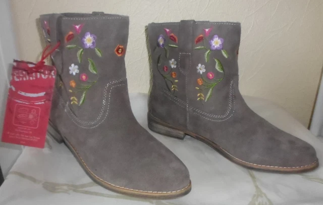 @ Superbes bottines XTI en cuir (daim) brodé, T 38 , NEUVES ! @