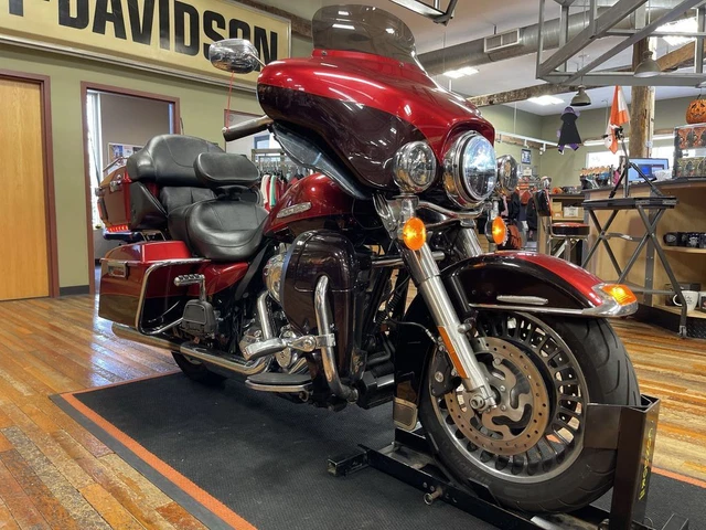 2012 Harley-Davidson® FLHTK - Electra Glide® Ultra Limited