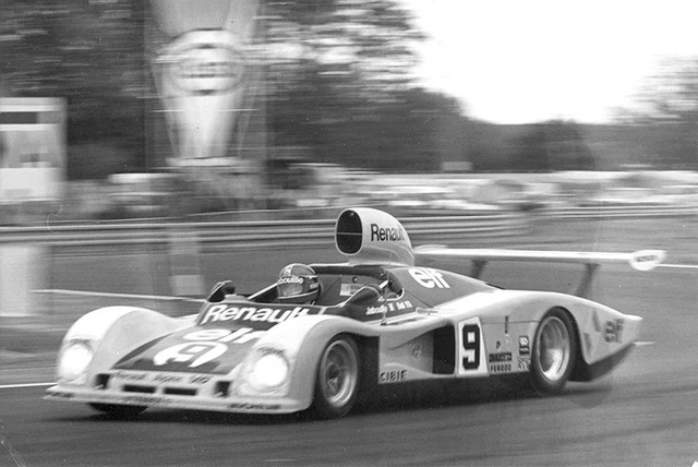 Photo F2 Hockenheim 1976 – Jean-Pierre Jabouille, ELF 2J, Jim Clark Trophy