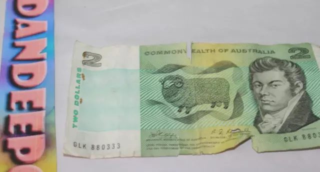 Commonwealth Of Australia Two Dollars Money 2