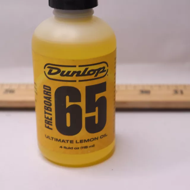 Jim Dunlop Fretboard 65 Ultimate Lemon Oil 4 Oz. 44616554001