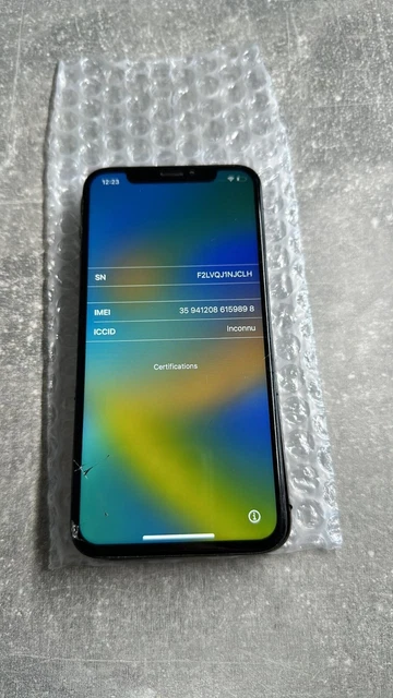 1403 - Apple iPhone X 64 Go - GRIS SIDERAL