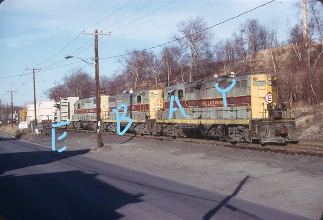 Erie Lackawanna EL GP-7 Bloom Action Old Forge PA 1976 Original Kodachrome