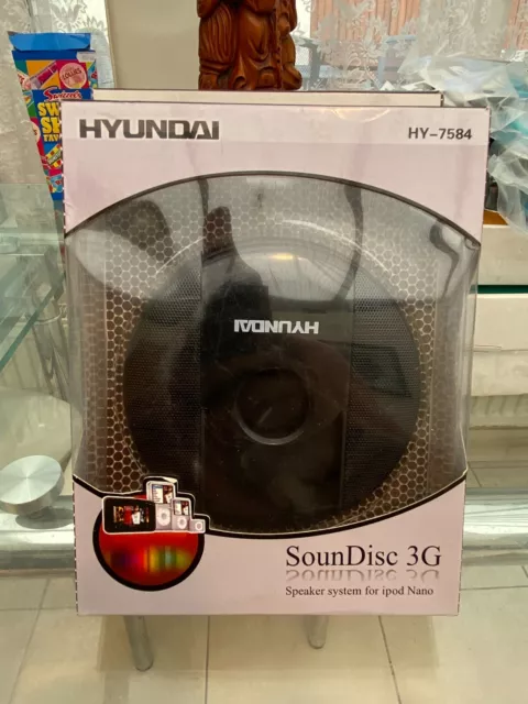 HYUNDAI SounDisc 3G HY-7584 3.5mm AUDIO ADAPTER CD/DVD/PHONE/ iPOD BOXED NEW