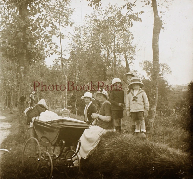 France Famille à la campagne c1930 Photo Plaque Stereo Vintage V33L19n