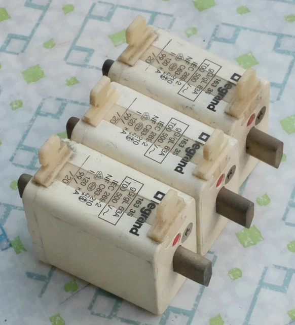 3x Legrand 16335 63A cartouche fusible à couteaux T00 gG/gL 500V lot de 3 2