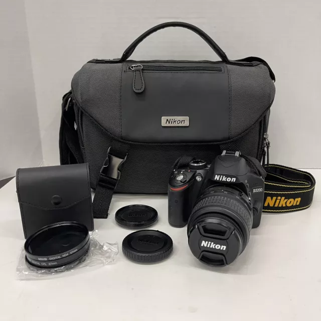 Nikon D3200 DSLR Digital Camera Body - Black w/ AF-S 18-55mm Lens & Storage Bag