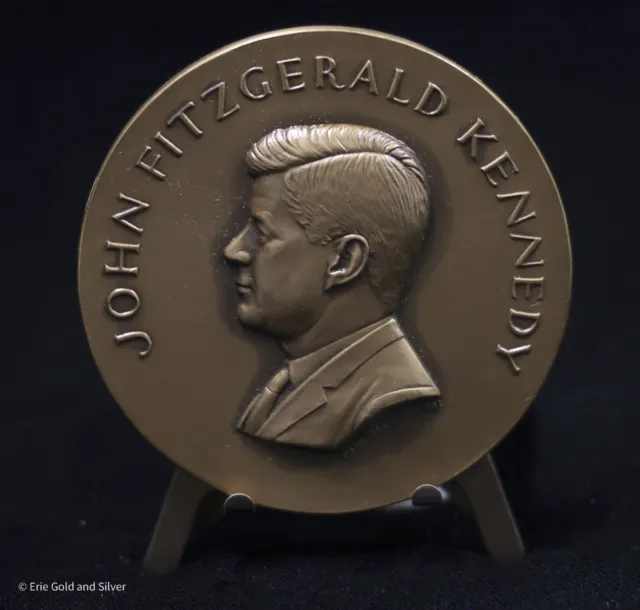 Vintage Medallic Art Co. 1961 President John F. Kennedy JFK Bronze Medal w/ Box