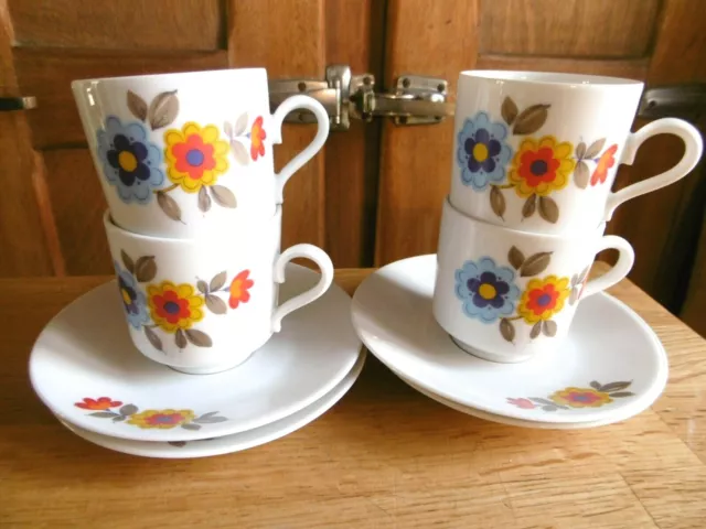 4 grandes tasses à café thé vintage  Winterling Bavaria en porcelaine années 70