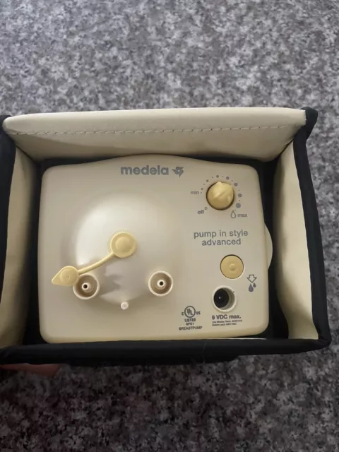 Medela Advanced Personal Double Breast Pump Bundle